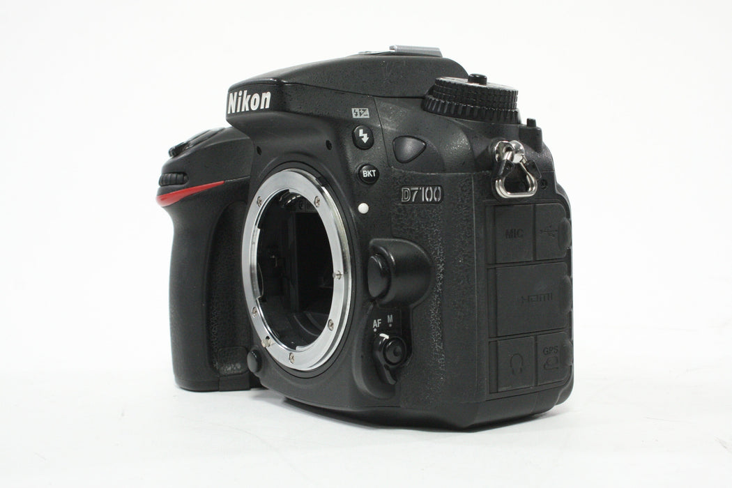 Nikon D7100 DSLR Camera Body with Shutter Count 22,352
