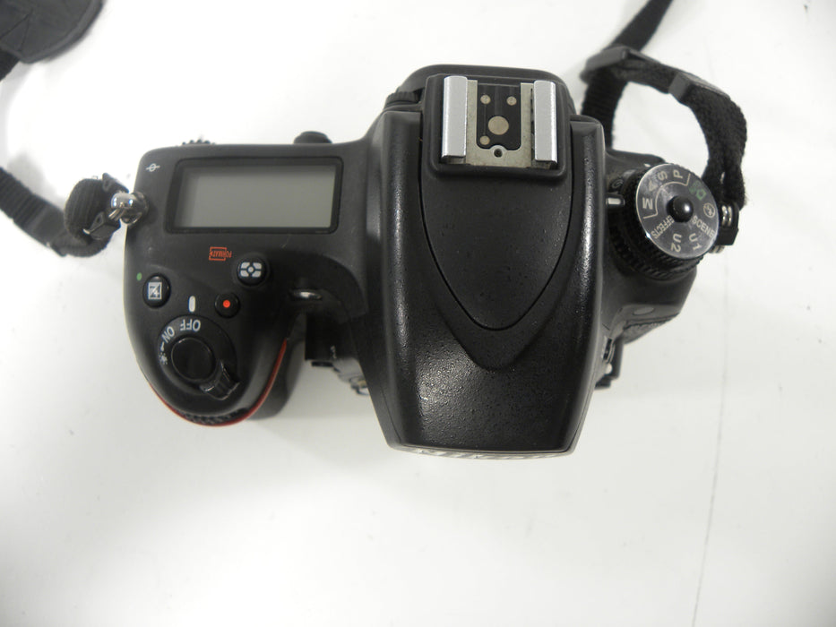 Nikon D750 24.3mp Digital SLR body only Shutter Ct. 107,825 Parts or Repair