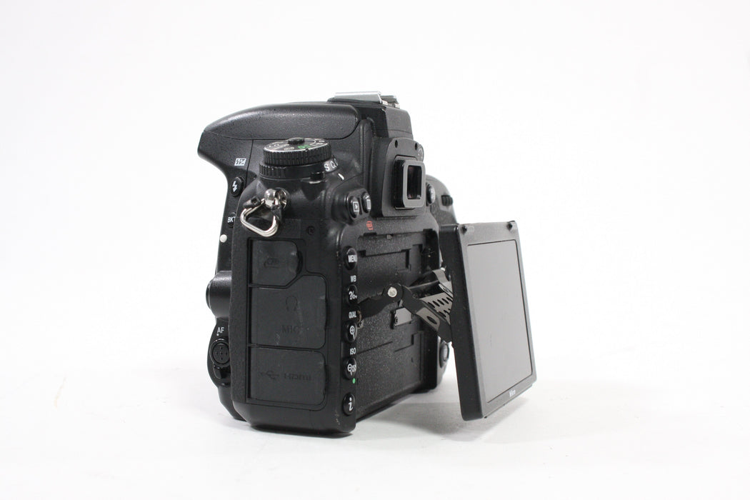Nikon D750 Digital SLR Camera Body (AS-IS)
