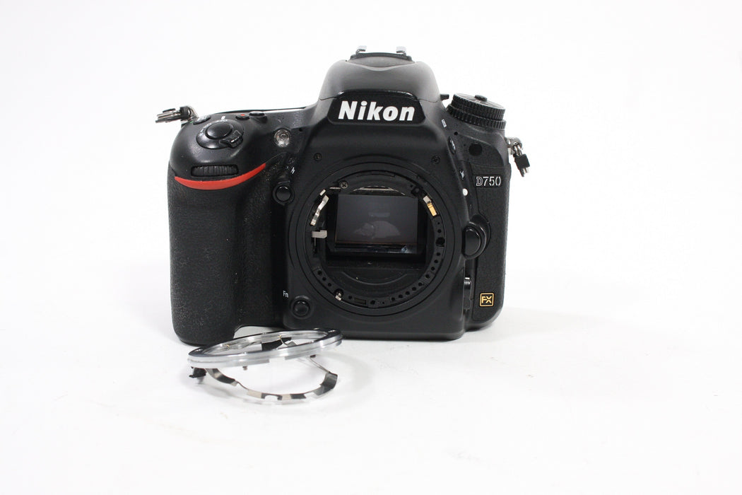 Nikon D750 Digital SLR Camera Body (AS-IS)