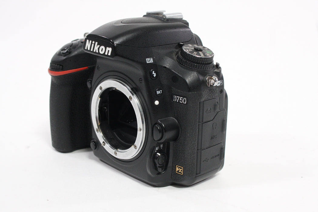 Nikon D750 Digital SLR Camera Body with Shutter Count 124,988