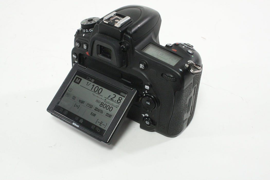 Nikon D750 DSLR Camera Body with Shutter Count 13,279 Inc. Sunwayfoto L-Bracket