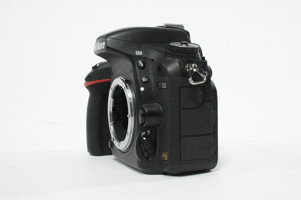 Nikon D750 DSLR Camera Body with Shutter Count 13,279 Inc. Sunwayfoto L-Bracket