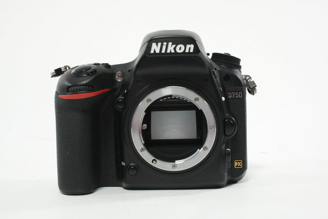 Nikon D750 DSLR Camera Body with Shutter Count 13,279 Inc. Sunwayfoto L-Bracket