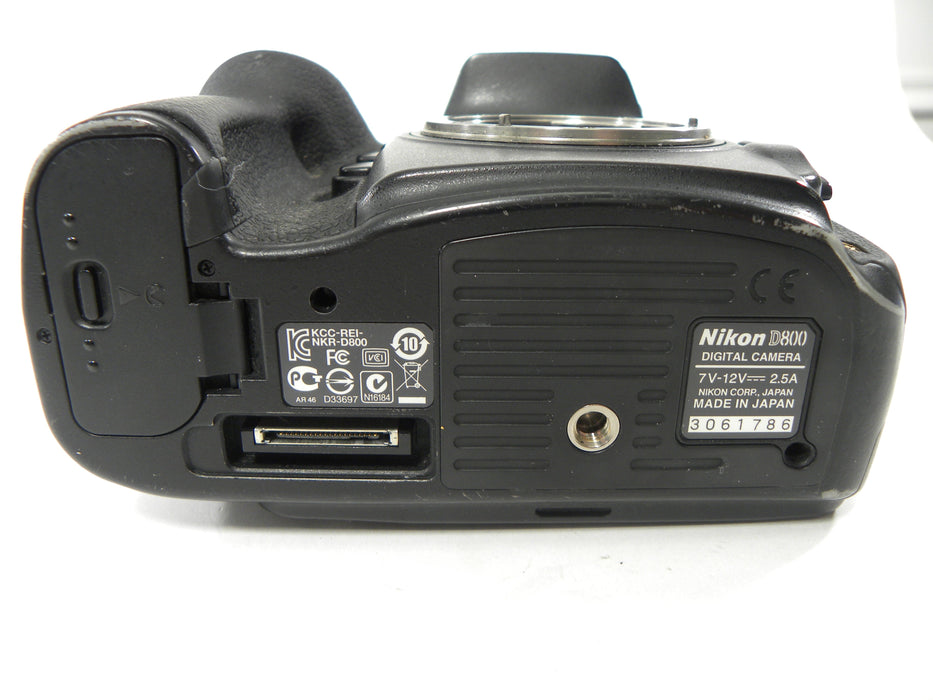 Nikon D800 36.3mp Digital SLR Body Only Shutter Ct. 208,829