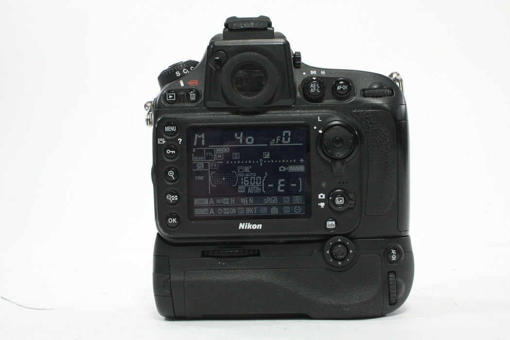 Nikon D800E DSLR Camera Body with MB-D12 Battery Grip with Shutter Count 112,269