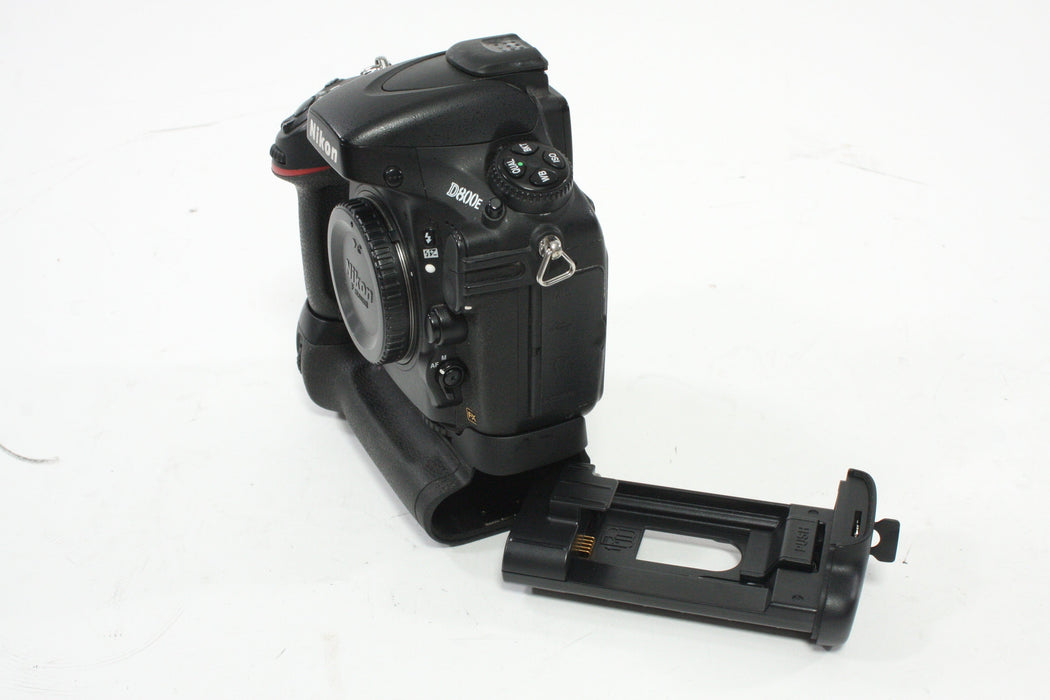 Nikon D800E DSLR Camera Body with MB-D12 Battery Grip with Shutter Count 112,269