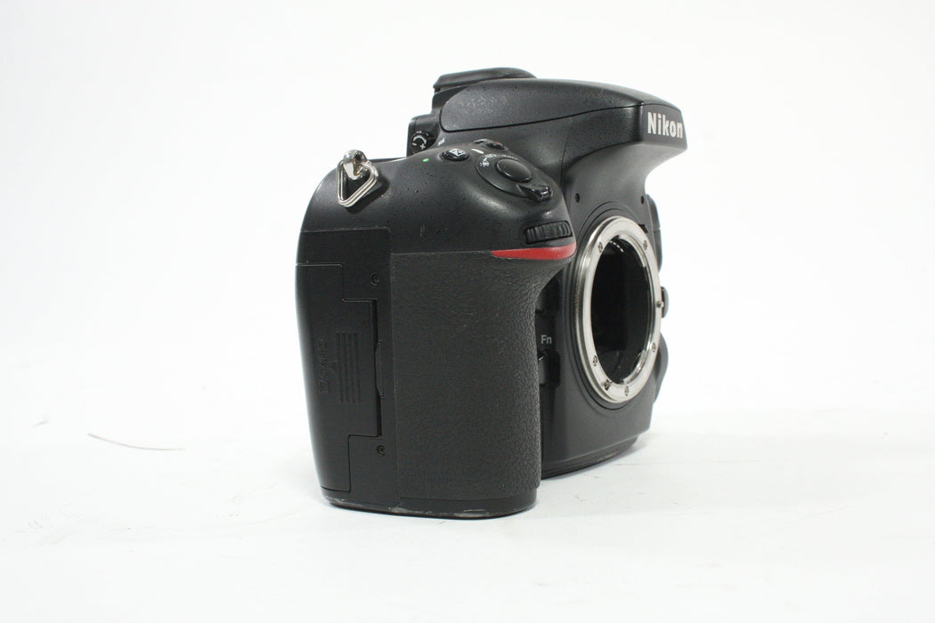 Nikon D800E DSLR Camera Body with MB-D12 Battery Grip with Shutter Count 112,269