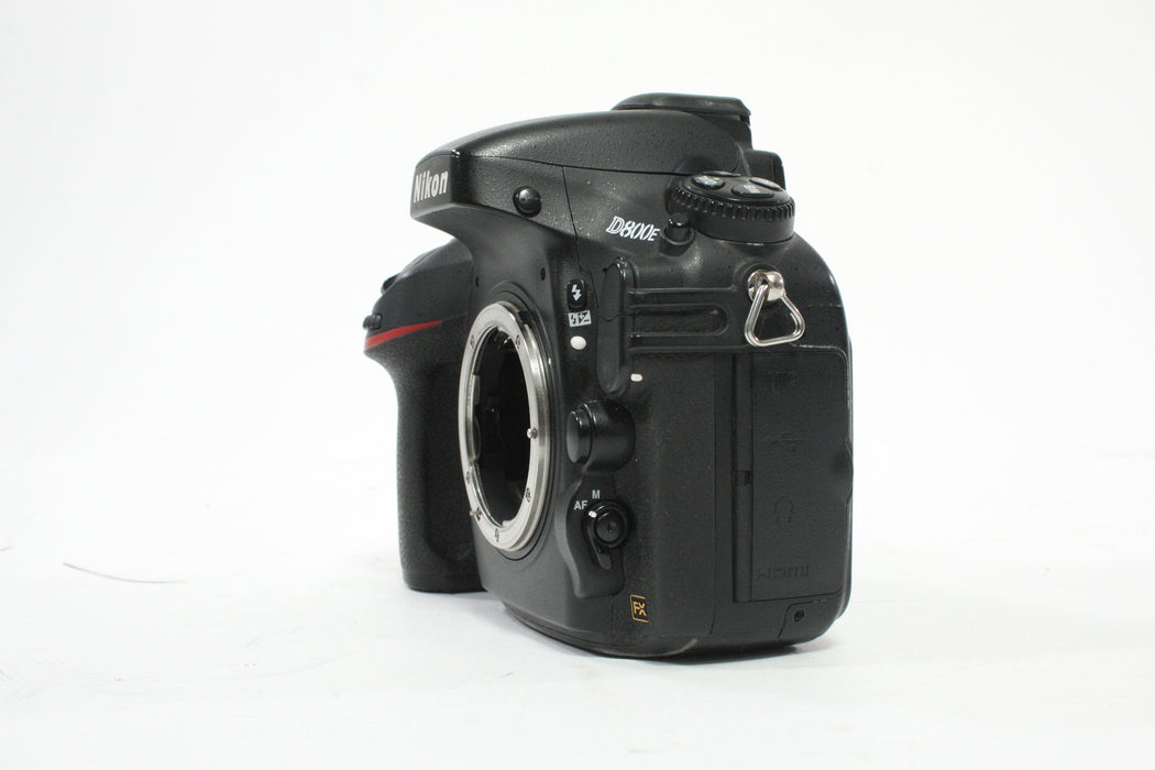 Nikon D800E DSLR Camera Body with MB-D12 Battery Grip with Shutter Count 112,269