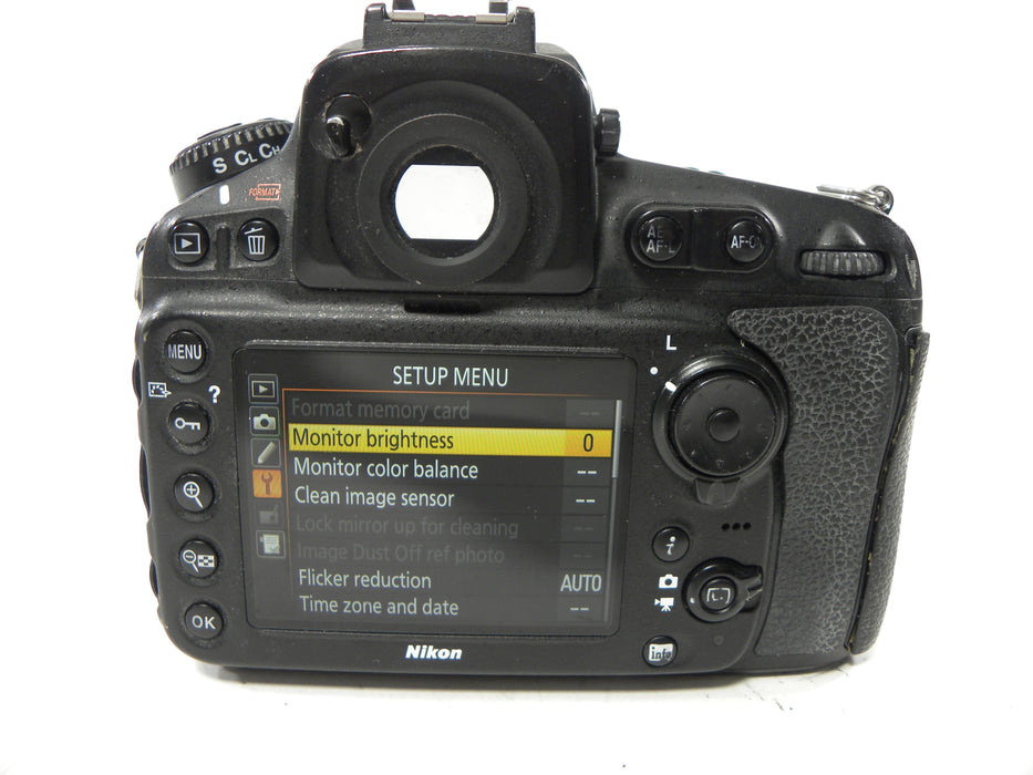 Nikon D810 36.3mp Digital SLR Body only Shutter Ct. 169,187