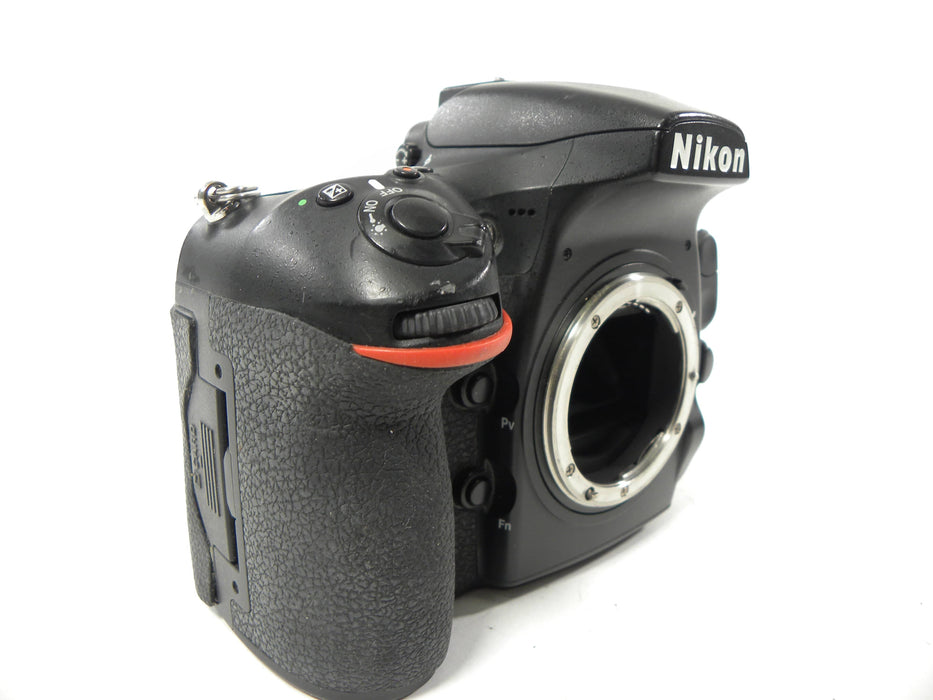 Nikon D810 36.3mp Digital SLR Body only Shutter Ct. 169,187