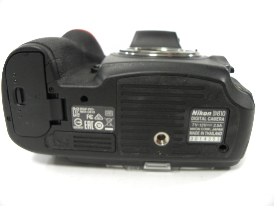 Nikon D810 36.3mp Digital SLR Body Only Shutter Ct. 5,668