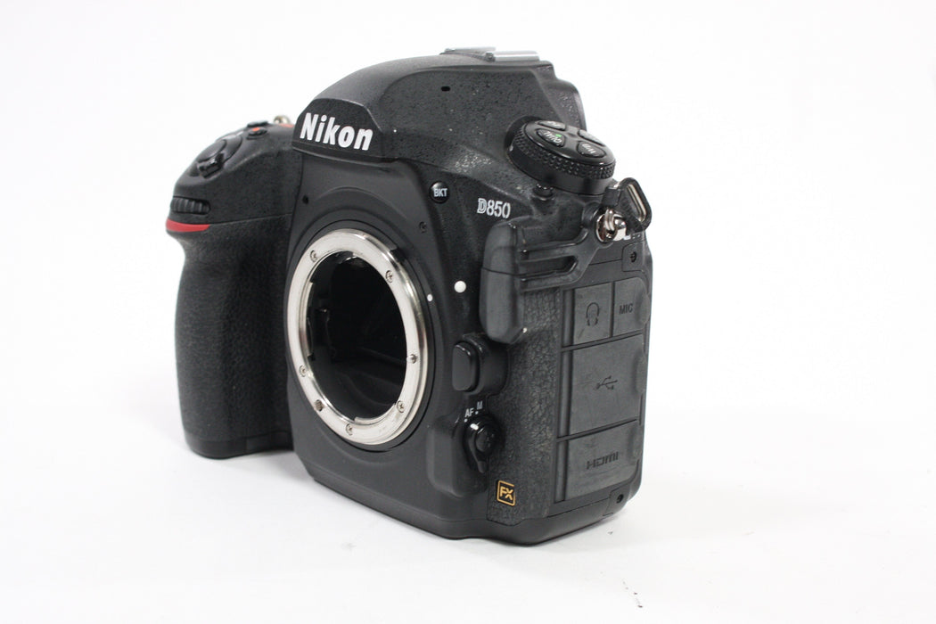 Nikon D850 DSLR Camera Body with Shutter Count 125,845