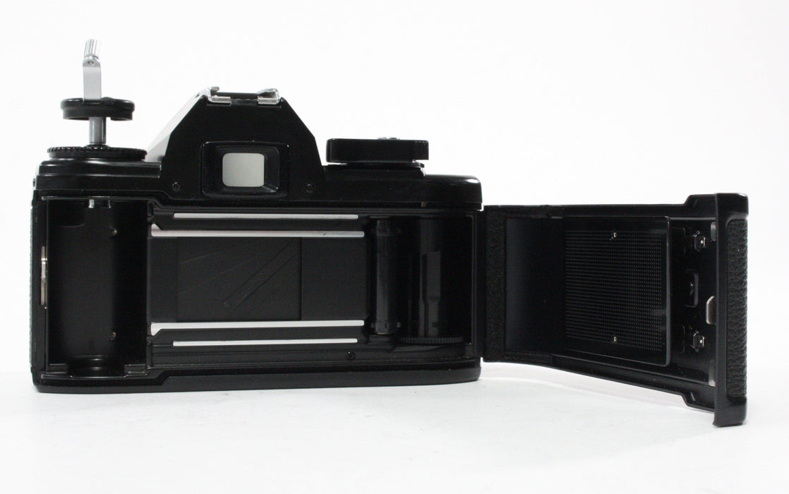 Nikon EM with E-Series 50mm f/1.8 Lens