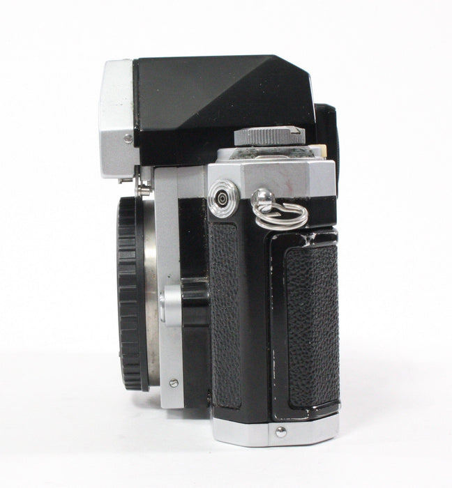 Nikon F 35mm Camera Body with Photomic FTN Finder
