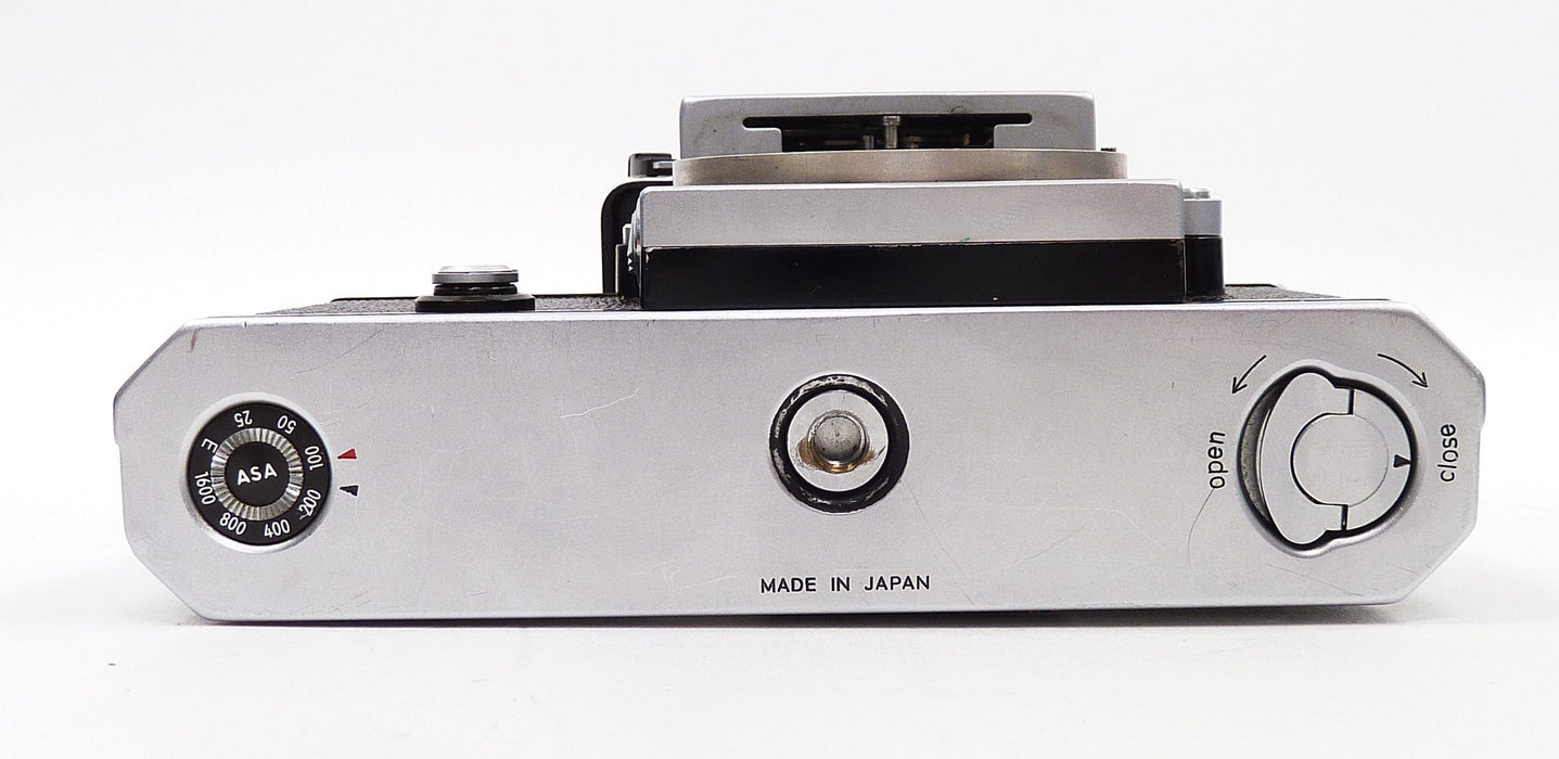 Nikon F with Photomic Finder - Parts or Repair Only