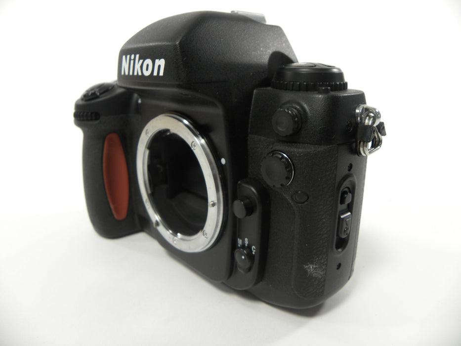 Nikon F100 35mm SLR Camera Body Only