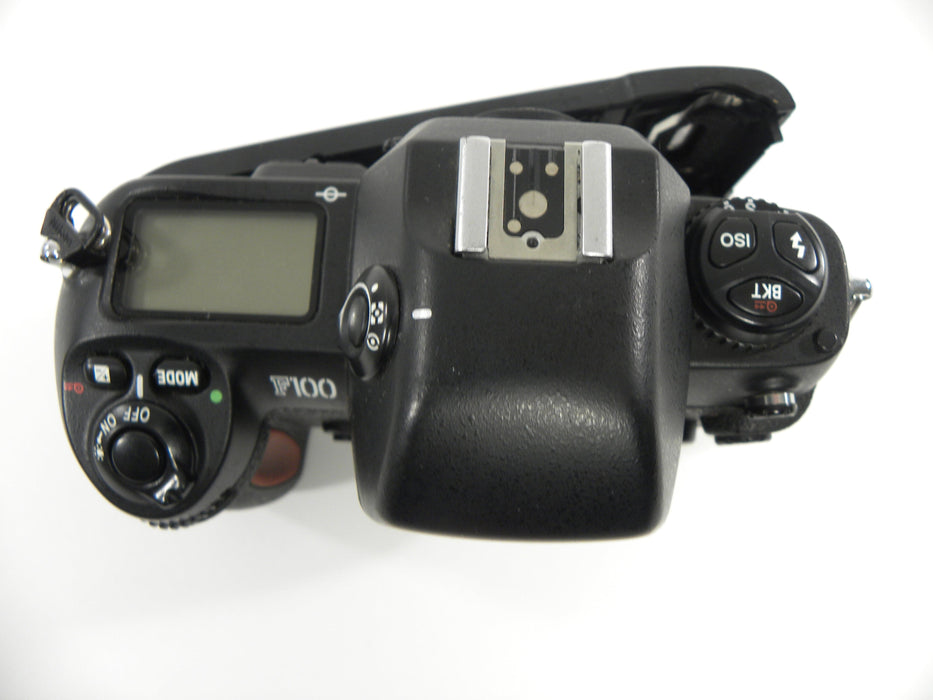 Nikon F100 35mm SLR Camera Body Only (Parts)