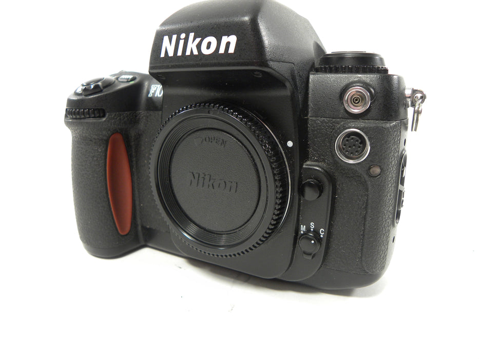Nikon F100 35mm SLR Film camera body only