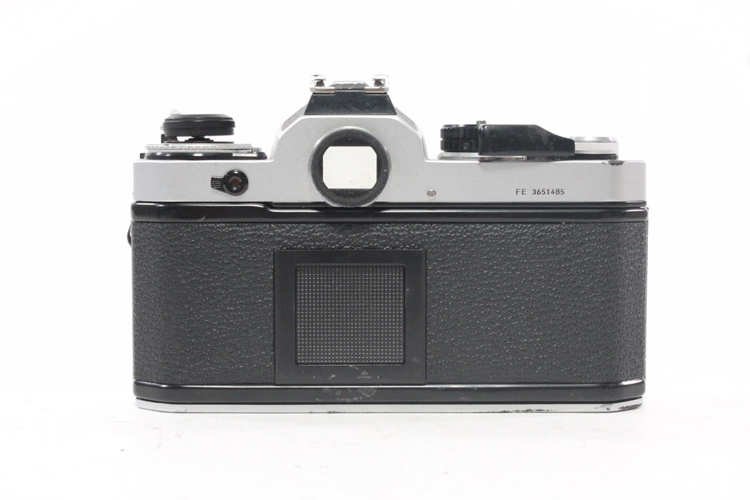 Nikon FE 35mm SLR Camera Body AS-IS for Parts or Repair