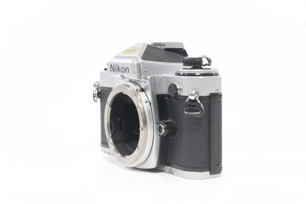 Nikon FE 35mm SLR Camera Body AS-IS for Parts or Repair