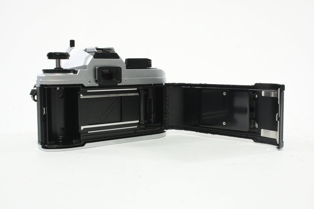 Nikon FG-20 35mm SLR Camera with 50mm f/1.8 E Series F-Mount Lens