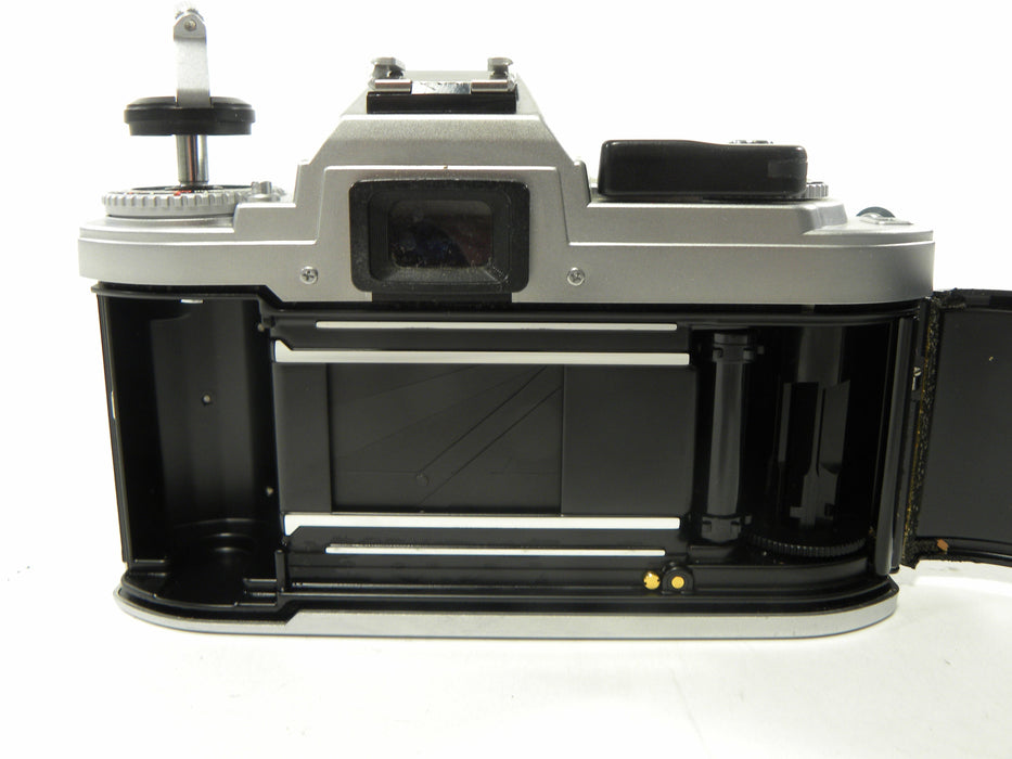 Nikon FG 35mm SLR Camera w/Series E 50mm f1.8