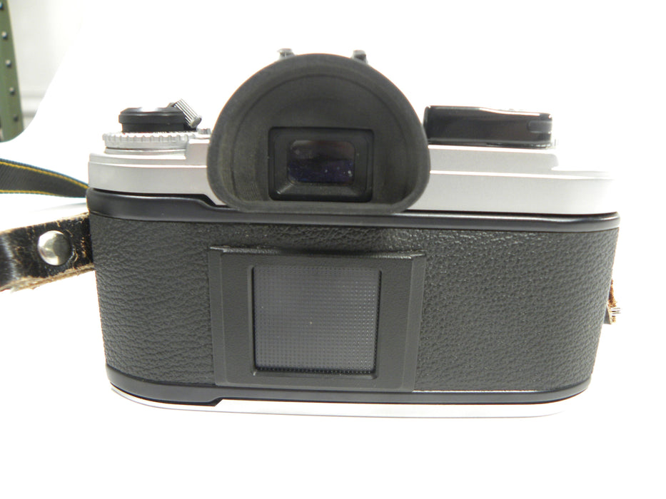 Nikon FG 35mm SLR w/Nikkor 50mm f1.8