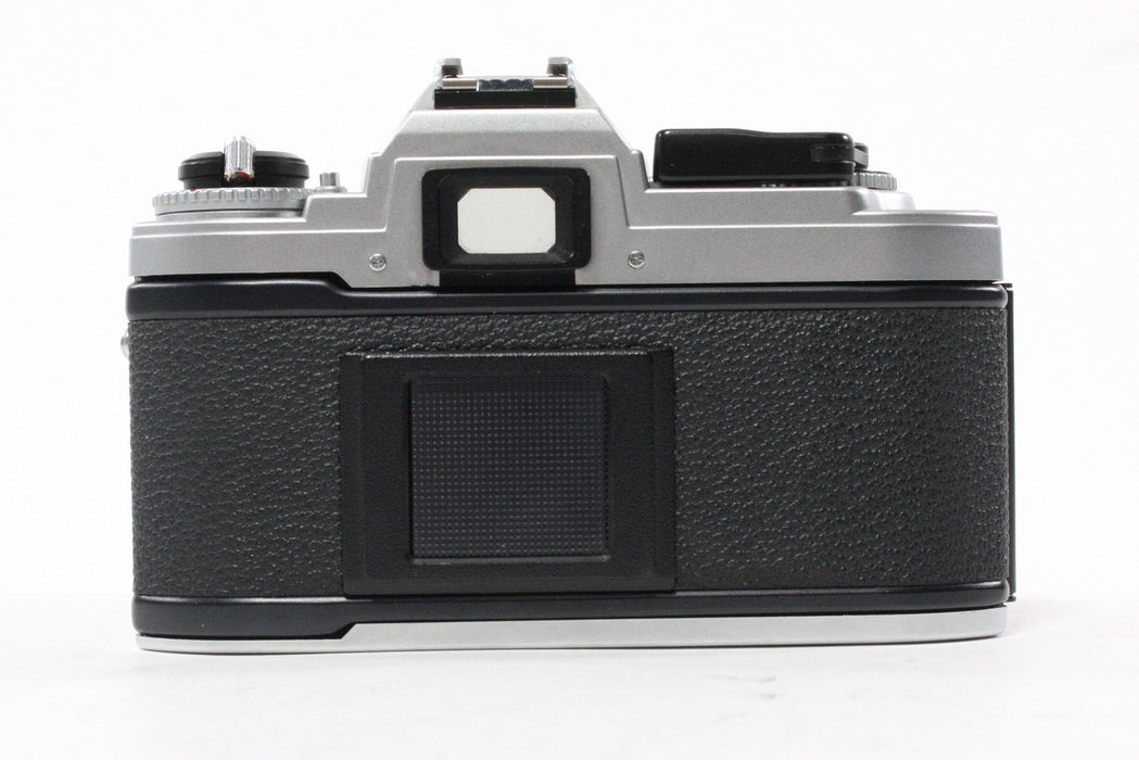 Nikon FG with 50mm f/1.8 Lens