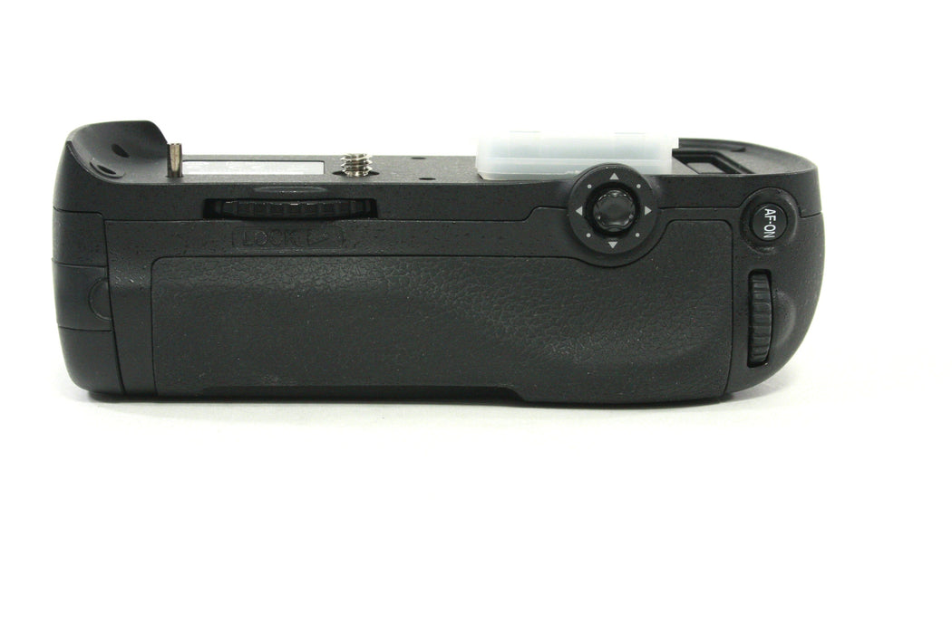Nikon MB-D12 Battery Grip
