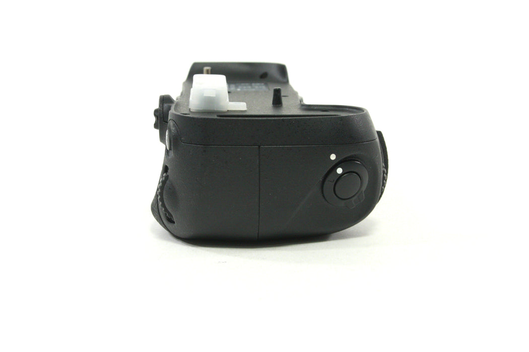Nikon MB-D12 Battery Grip