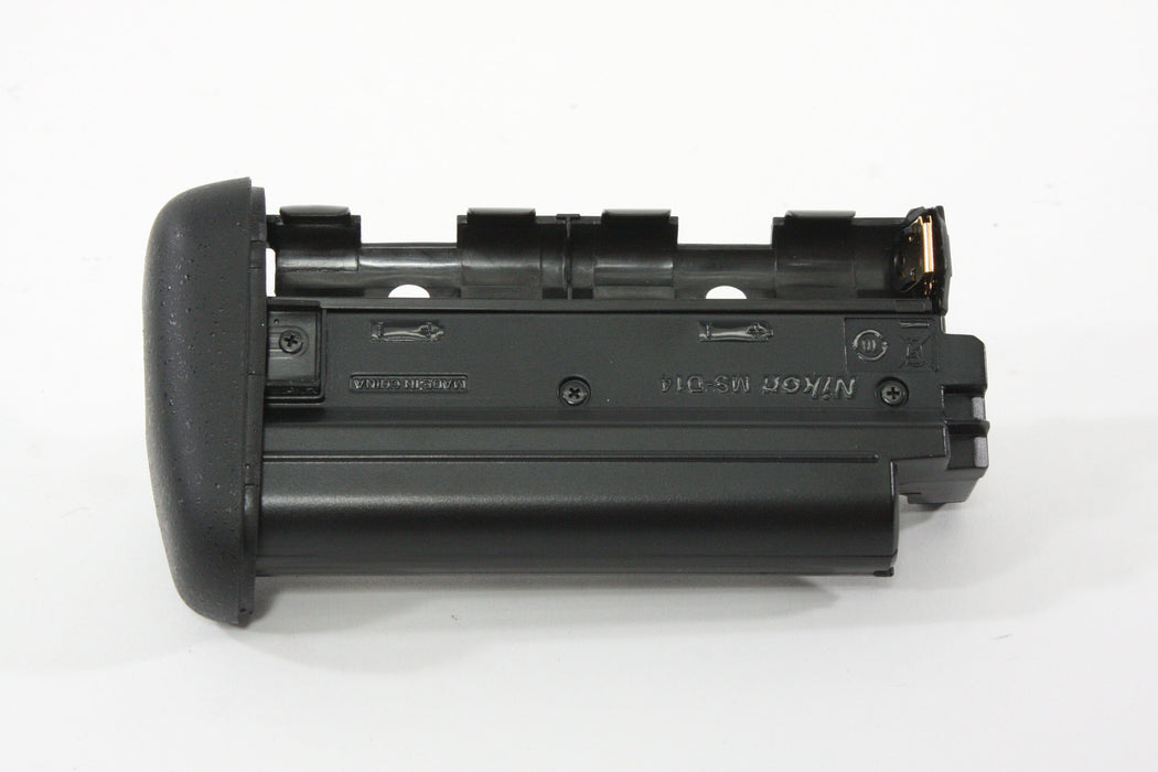 Nikon MB-D16 Multi Power Battery Pack for Nikon D750