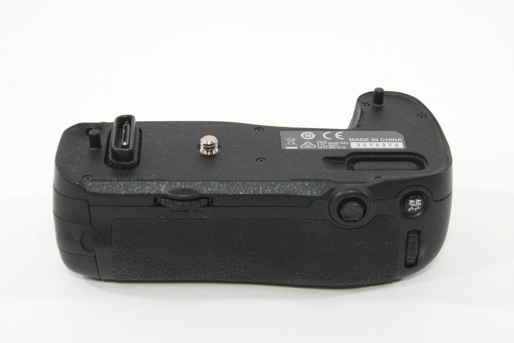 Nikon MB-D16 Multi Power Battery Pack for Nikon D750