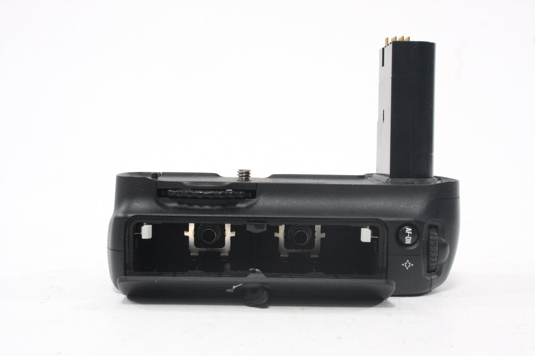 Nikon MB-D200 MultipPower Battery Pack