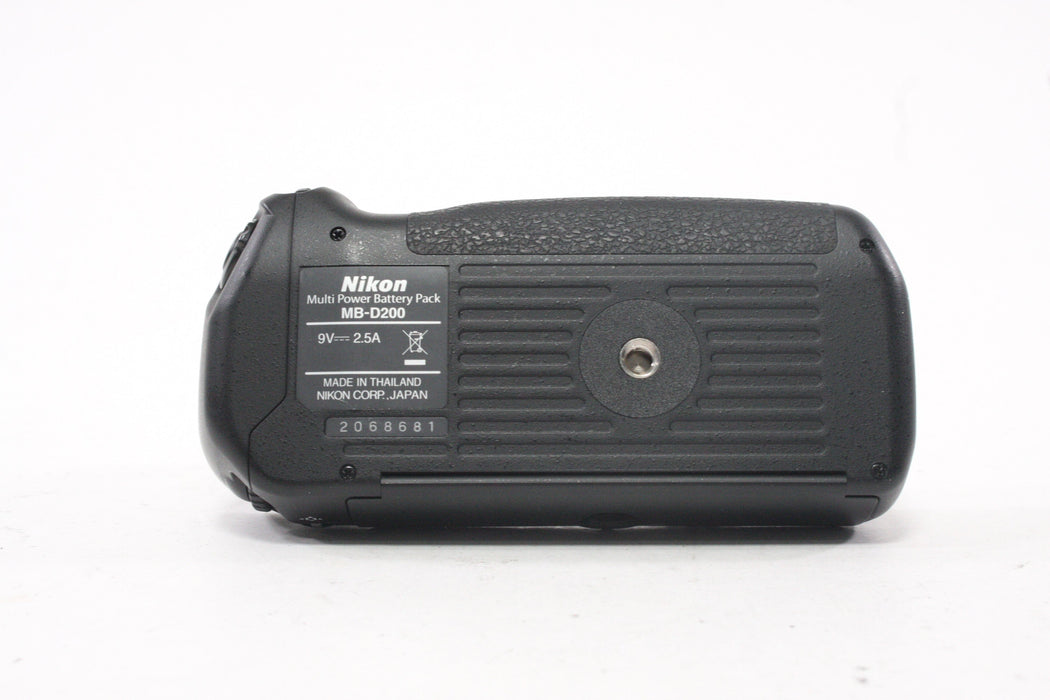 Nikon MB-D200 MultipPower Battery Pack
