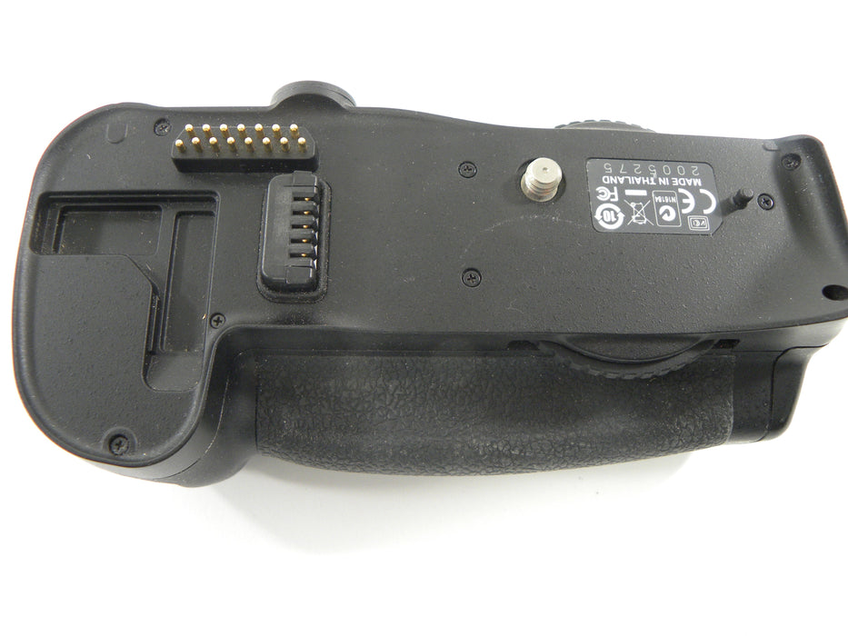 Nikon MD D10 Battery Grip for Nikon D700