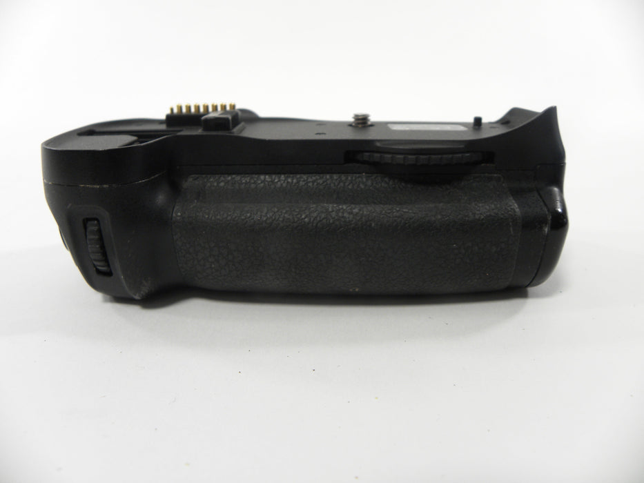 Nikon MD D10 Battery Grip for Nikon D700