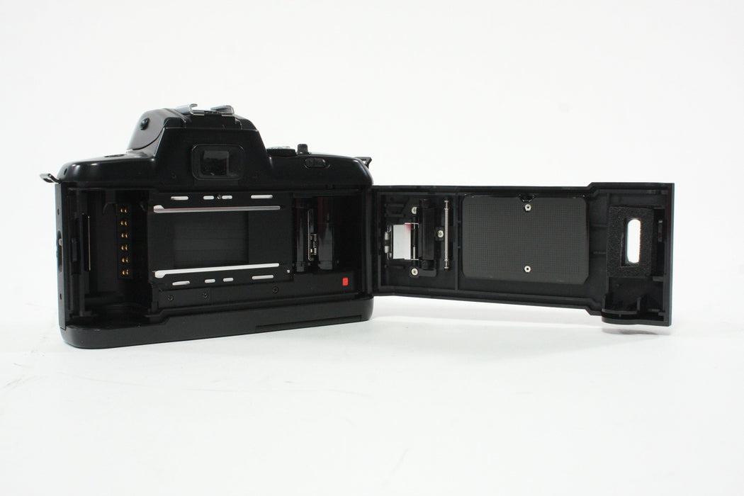 Nikon N5005 35mm AF SLR Camera Body