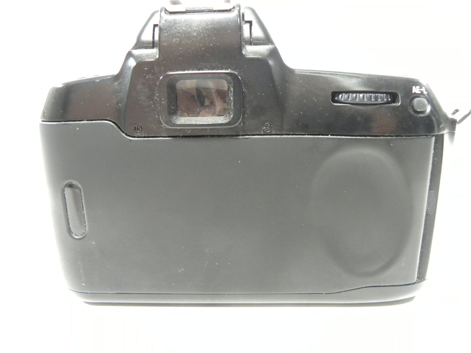 Nikon N70 35mm SLR w/AF Nikkor 28-100mm  f3.5-5.6G