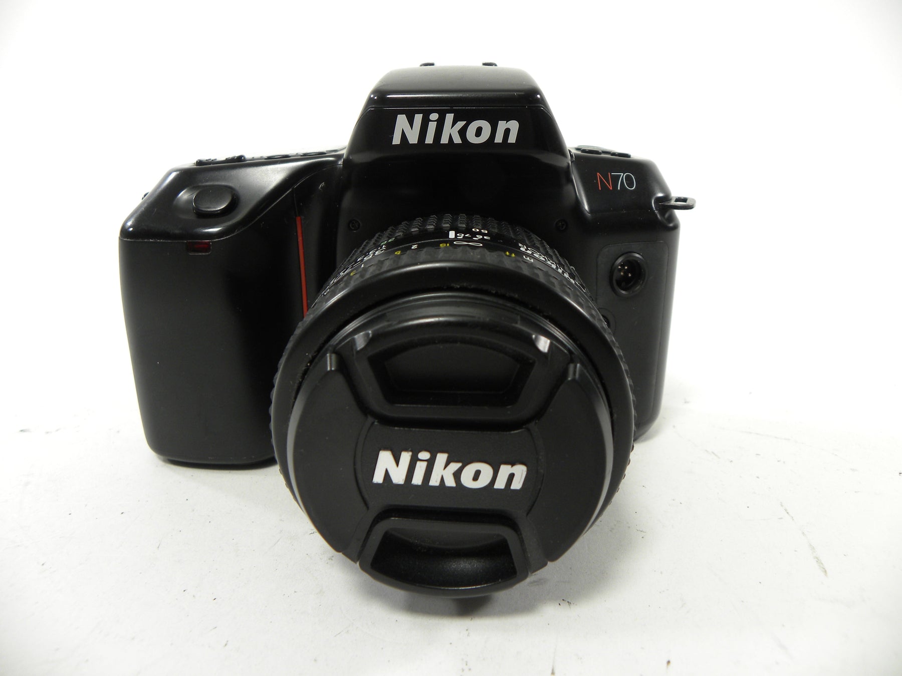 Nikon N70 35mm SLR w/AF Nikkor 35-70mm f3.3-4.5