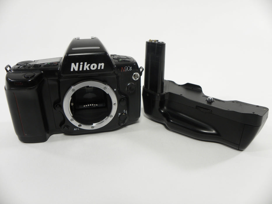 Nikon N90s 35mm SLR camera body only w/MB-10 Grip AS IS   NO RETURNS!