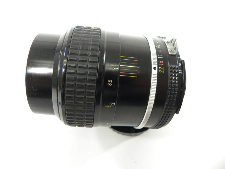 Nikon Nikkor 105mm f2.5
