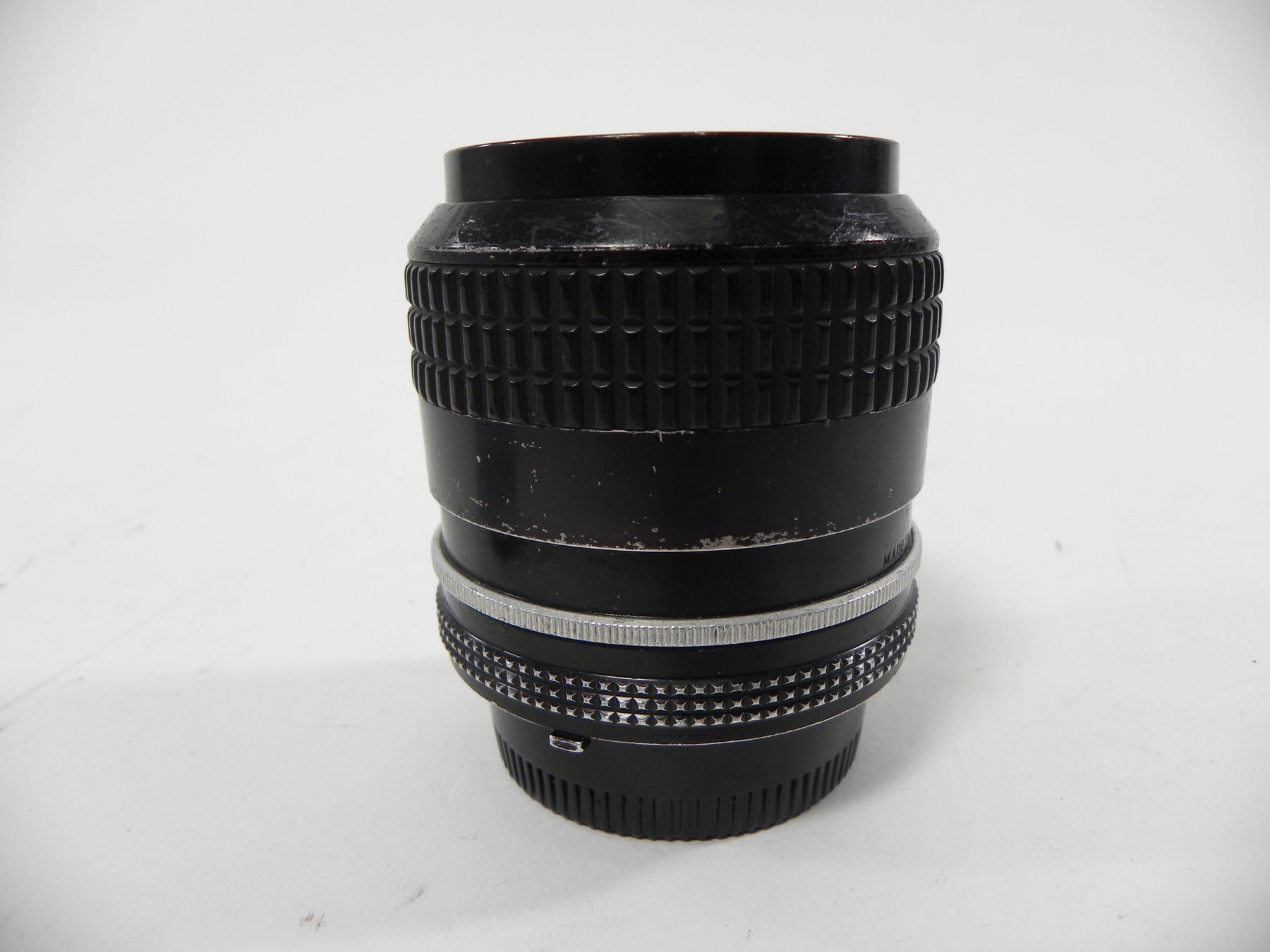 Nikon Nikkor 28mm f2