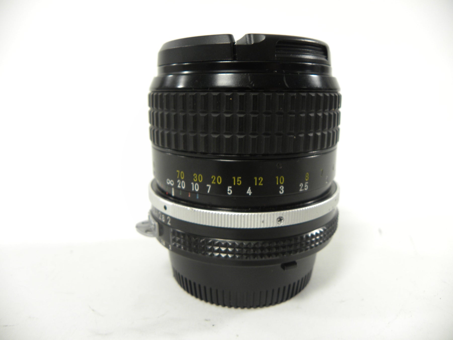 Nikon Nikkor 85mm f2