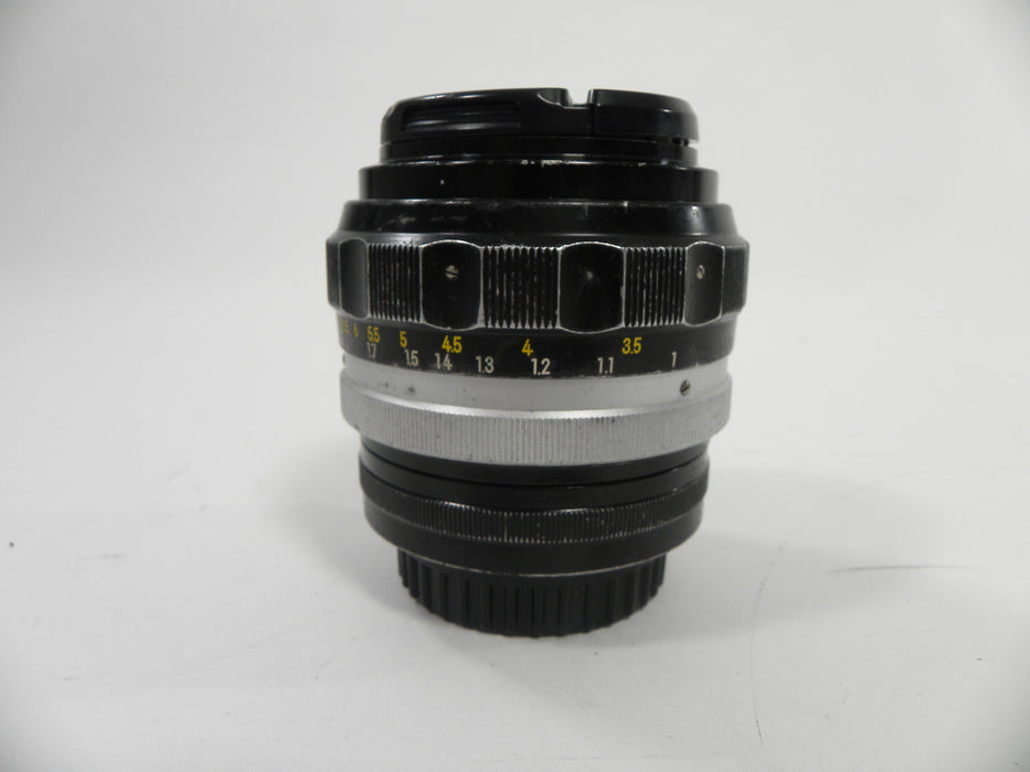 Nikon Nikkor-H Auto 85mm f1.8 Non Ai