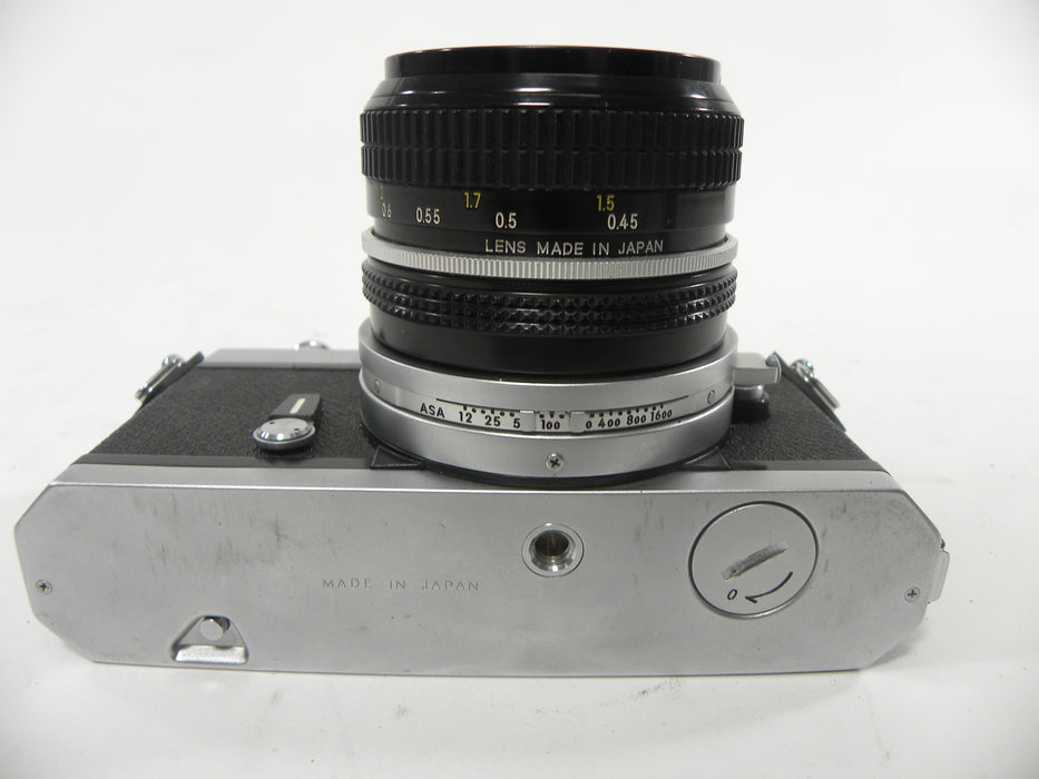 Nikon Nikkormat 35mm SLR w/Nikkor 50mm f2