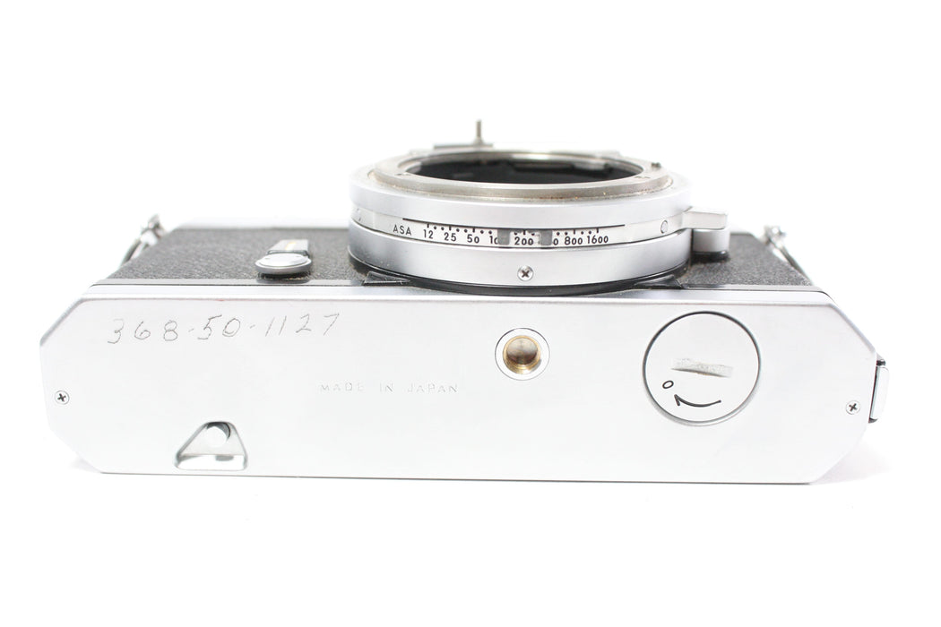 Nikon Nikkormat FTn 35mm SLR Camera Body