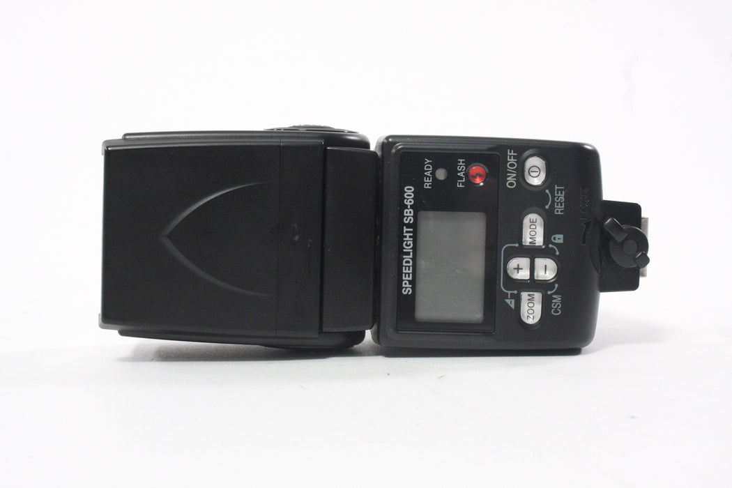 Nikon SB-600 Speedlight