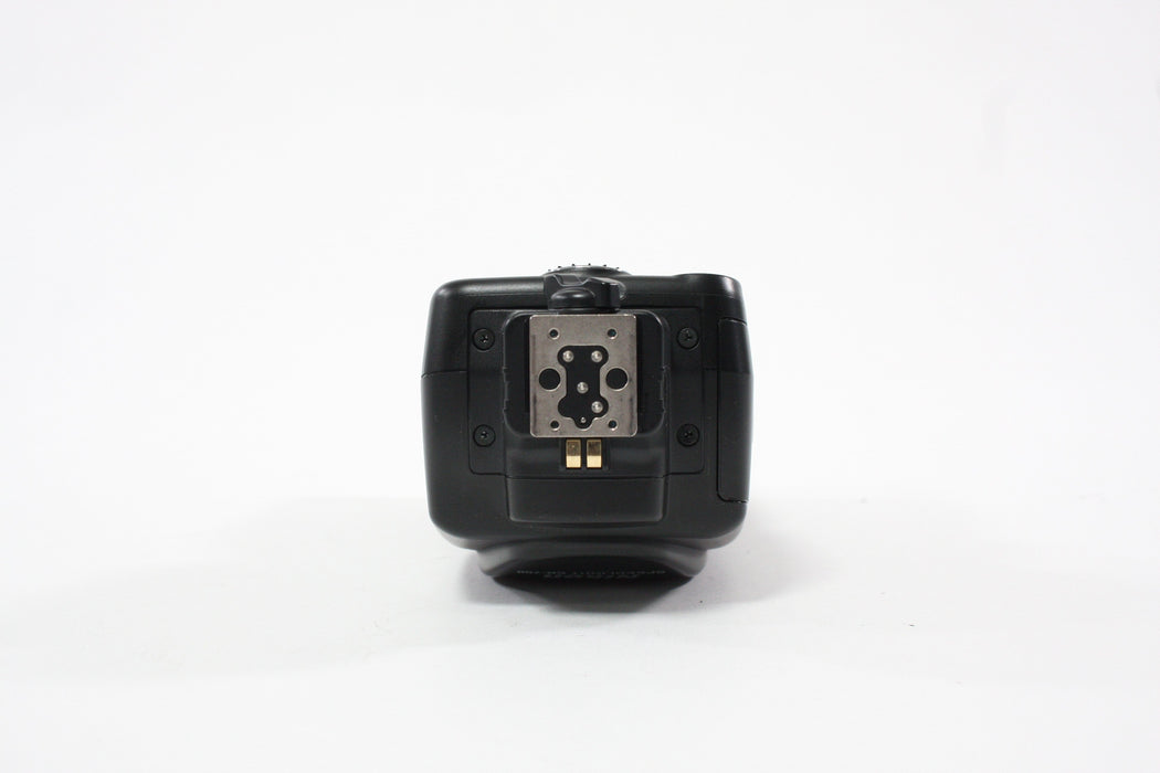 Nikon SB-700 Speedlight