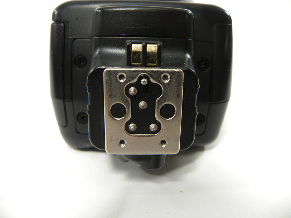 Nikon SB-700 Speedlight Shoe Mount Flash